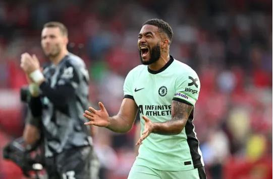 Cole Palmer khong dong y voi nhan dinh cua Reece James