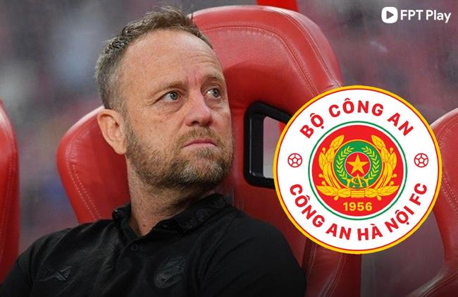 CLB CAHN nhắm HLV Mano Polking thay Kiatisuk?