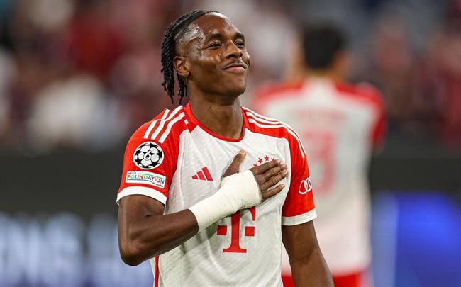 Mathys Tel co cau tra loi cho MU