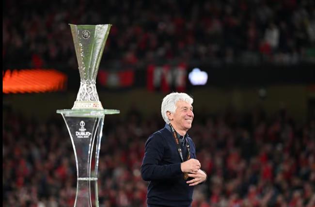 HLV Gasperini tự hào về các học trò sau chức vô địch cúp C2 HLV Gasperini tu hao ve cac hoc tro sau chuc vo dich cup C2