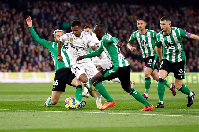 Nhận định Real Madrid vs Betis (02h00 ngày 2605) Không dễ thắng cách biệt 2