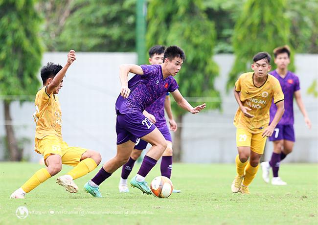 U19 Việt Nam có chiến thắng quan trọng trước Trẻ Công an Hà Nội