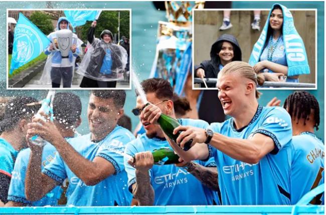 Video: Man City ăn mừng chức vô địch EPL bất chấp trời mưa 