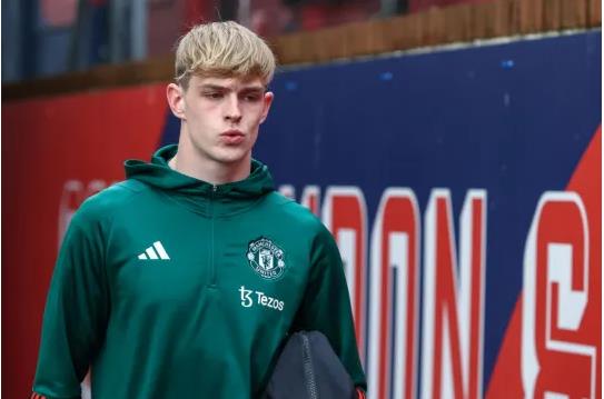 Toby Collyer la sao tre co tiem nang lon cua MU