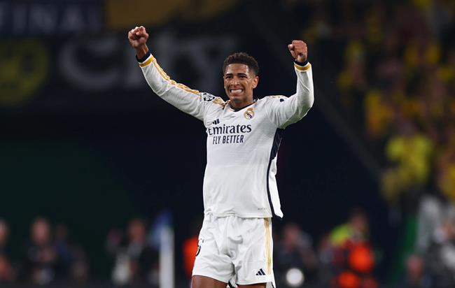 Top những cầu thủ xuất sắc nhất qua các mùa EURO 1