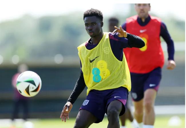 Bukayo Saka không ra sân trước Bosnia Bukayo Saka khong ra san truoc Bosnia