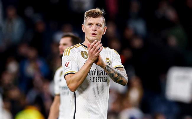  Toni Kroos vua cham dut khoang thoi gian 10 nam khoac ao Real