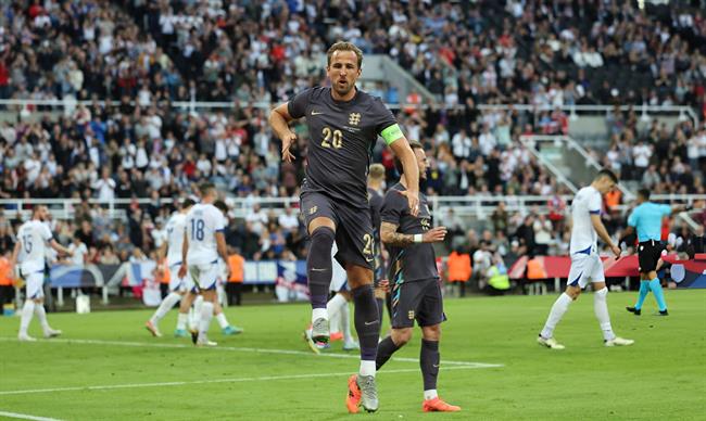 Harry Kane đòi vào sân đá quả penalty của Cole Palmer 1