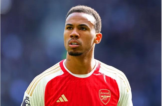 Gabriel Magalhaes khien NHM Arsenal lo lang