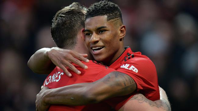 Phil Jones lên tiếng động viên Marcus Rashford Phil Jones len tieng dong vien Marcus Rashford