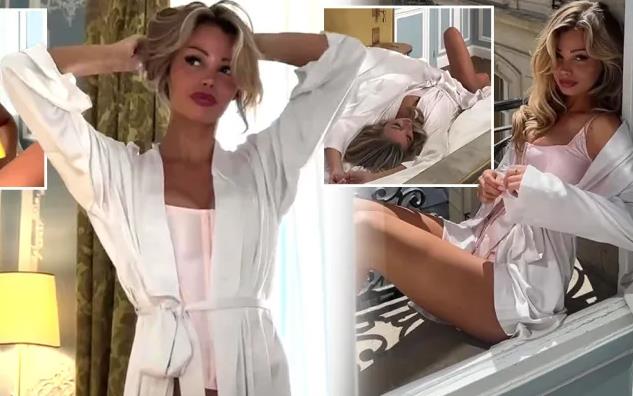 Bạn gái Jude Bellingham khiến NHM phát cuồng