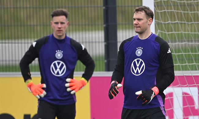 Cựu thủ môn ĐT Đức chê Manuel Neuer không xứng đáng bắt chính 1 Cựu thủ môn ĐT Đức chê Manuel Neuer không xứng đáng bắt chính 1