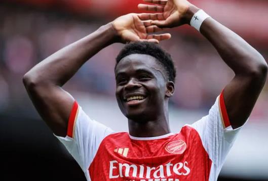 Thierry Henry và Wayne Rooney có chung nhận định về Bukayo Saka Thierry Henry va Wayne Rooney co chung nhan dinh ve Bukayo Saka