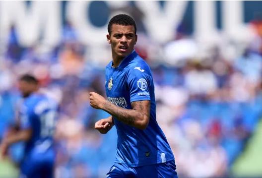 MU nhan duoc loi de nghi moi tri gia 30 trieu bang cho Mason Greenwood