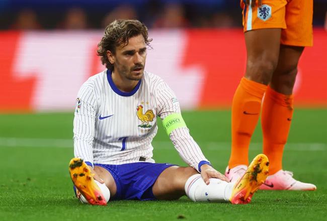 2 tình huống bỏ lỡ khó tin của Griezmann trước Hà Lan