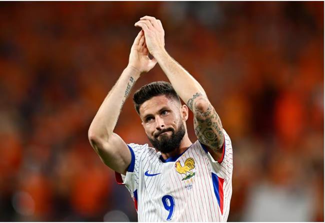 Olivier Giroud sẵn sàng trở lại ĐT Pháp nếu được mời