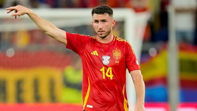 Real Madrid tăm tia trung vệ Laporte