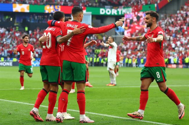 Bo dao Nha danh bai Tho Nhi Ky 3-0