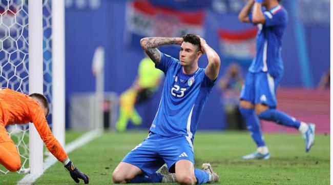 Gỡ hòa ở phút 90+8, Italia khiến cơ hội đi tiếp của Croatia chỉ còn trên lý thuyết 4