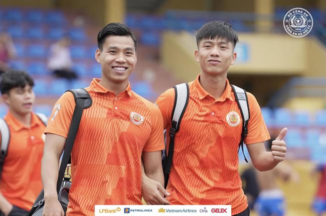 CLB CAHN có thể sẽ chia tay một loạt 'sao khủng'