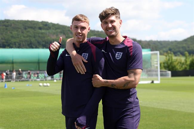 Cole Palmer cảm ơn HLV Mauricio Pochettino sau màn chào sân EURO 2024 1 Cole Palmer cảm ơn HLV Mauricio Pochettino sau màn chào sân EURO 2024 1