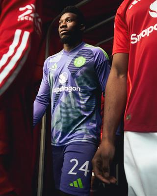 Man Utd officially announced home jersey for season 20242025 7