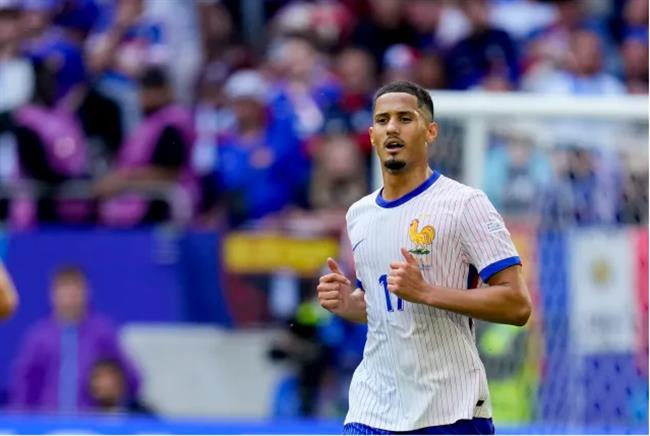 William Saliba là một trong những cầu thủ nổi bật của đội tuyển Pháp tại Euro 2024 William Saliba la mot trong nhung cau thu noi bat cua doi tuyen Phap tai Euro 2024