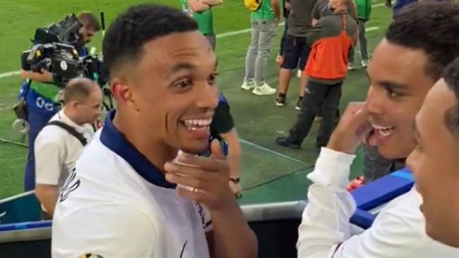 Trent Alexander-Arnold gây tò mò về một sao tuyển Anh ngại đá 11m