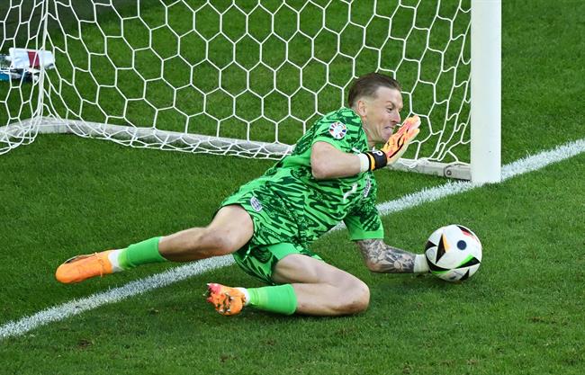 Jordan Pickford lên tiếng sau màn hóa người hùng của ĐT Anh 1 Jordan Pickford lên tiếng sau màn hóa người hùng của ĐT Anh 1