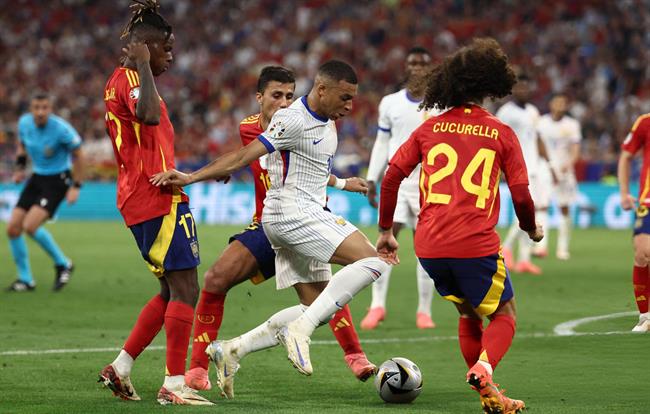 HLV Luis de la Fuente đã đưa ĐT Tây Ban Nha trở lại vị thế vốn có 1