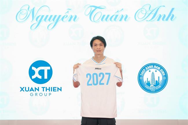 Tuấn Anh chính thức ký hợp đồng với Nam Định
