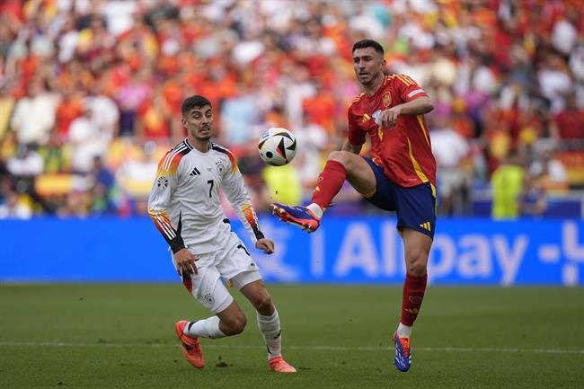 Kế hoạch B của Real Madrid sau khi bị MU cướp Leny Yoro