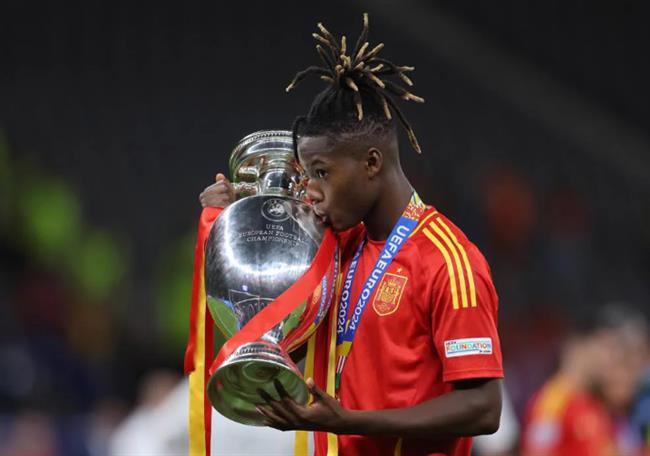 Điểm tin bóng đá tối 237 PSG tranh Nico Williams với Barca 1 Điểm tin bóng đá tối 237 PSG tranh Nico Williams với Barca 1