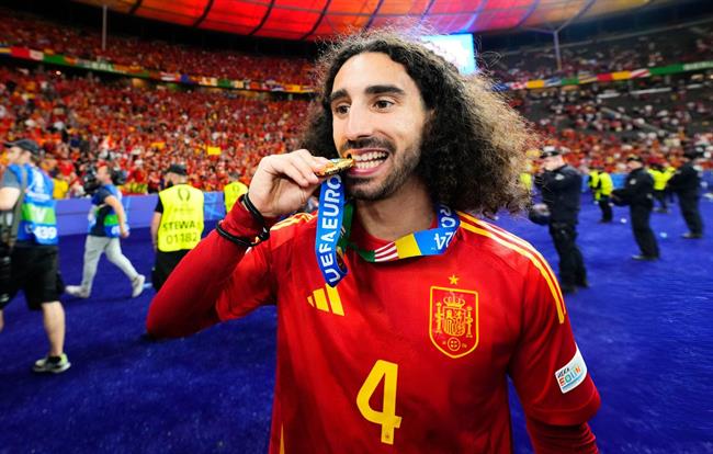 Marc Cucurella chứng minh Gary Neville và nhiều người đã sai