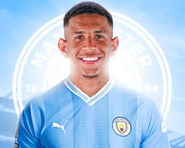 Man City chuan bi cong bo tan binh Savio 