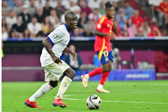 West Ham muốn đưa Kante trở lại Premier League West Ham muon dua Kante tro lai Premier League