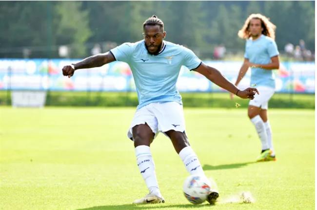 Man ra mat cua Nuno Tavares cho Lazio khong dien ra nhu mong doi 