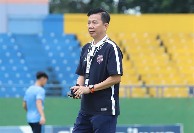 CLB Becamex Bình Dương ra mắt HLV Hoàng Anh Tuấn, sắp bổ nhiệm GĐKT người Đức