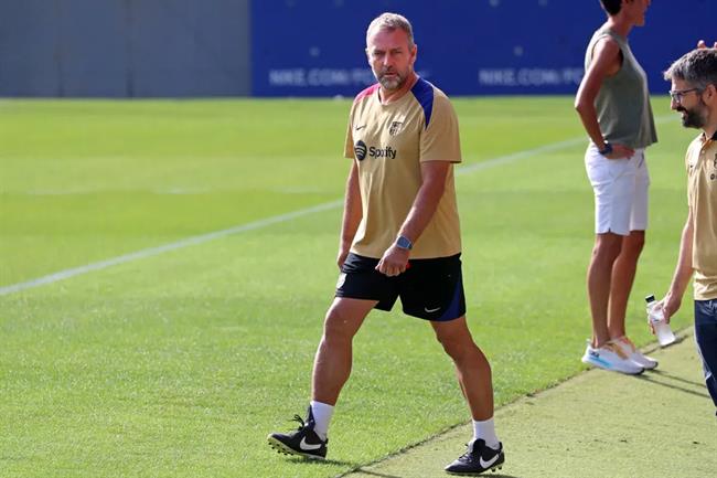 Thay đổi đột phá của Barca dưới thời Hansi Flick