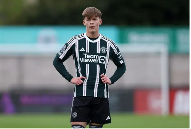 MU giữ chân thành công Sam Mather MU giu chan thanh cong Sam Mather