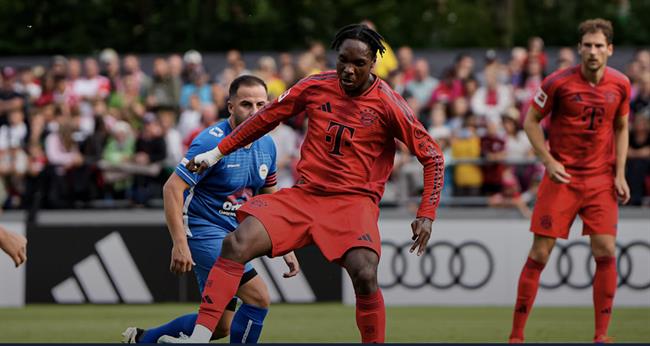 Kompany gọi chiến thắng huỷ diệt của Bayern Munich là 'truyền thống'