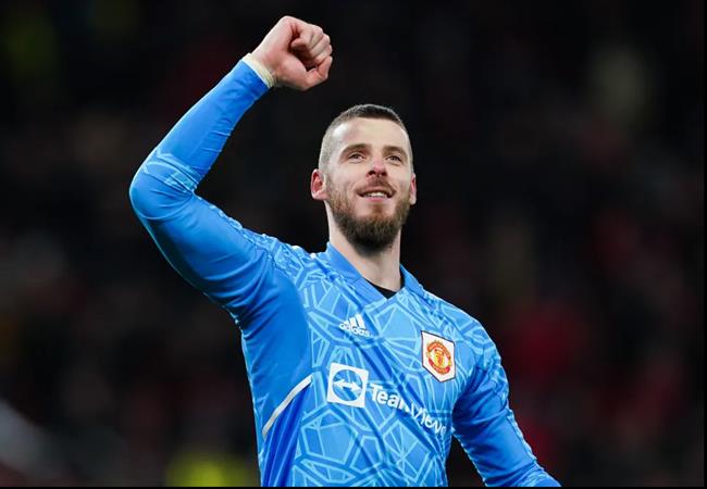 Theo chuyên gia chuyển nhượng Nicolo Schira thủ môn David de Gea đã được Genoa gửi lời đề nghị trong kỳ chuyển nhượng mùa hè. Theo chuyen gia chuyen nhuong Nicolo Schira thu mon David de Gea da duoc Genoa gui loi de nghi trong ky chuyen nhuong mua he.