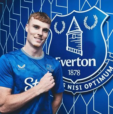 Xuất hiện diễn biến mới vụ MU chiêu mộ Jarrad Branthwaite 1