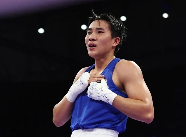 Nữ võ sĩ Thái Lan tự tin đánh bại tay đấm mang gen XY tại Olympic Paris