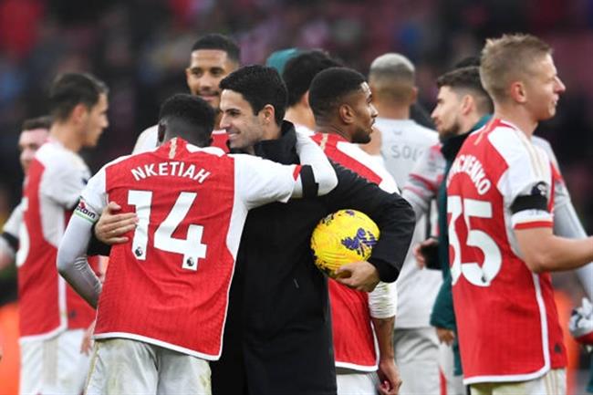 Dien bien moi nhat vu Arsenal ban Eddie Nketiah cho Marseille