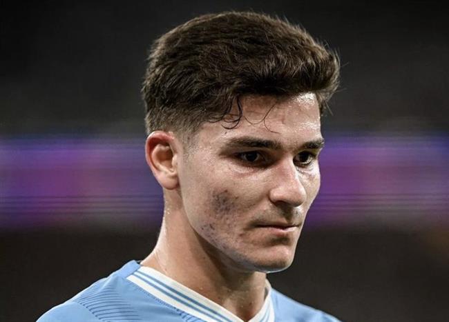 Pep Guardiola gửi lời nhắn nhủ trước ngày chia tay Julian Alvarez