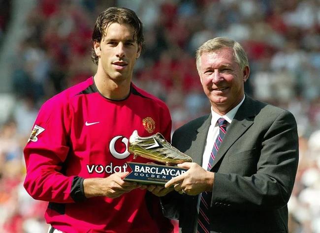 Ruud van Nistelrooy: Tôi yêu thứ tôn chỉ bóng đá mà Sir Alex đã vạch ra ở United