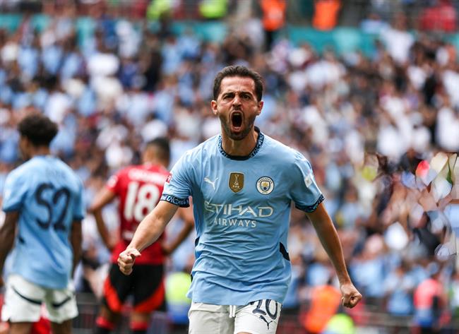 Bernardo Silva Man City có thể đánh bại MU năm 1999 1