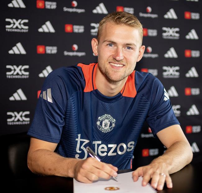 Jaap Stam nhận xét về Matthijs de Ligt và Erik ten Hag 1