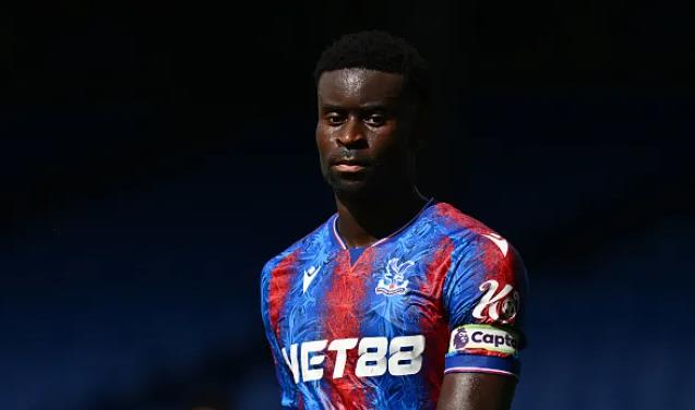 HLV Crystal Palace lên tiếng về khả năng bán Marc Guehi cho Newcastle 